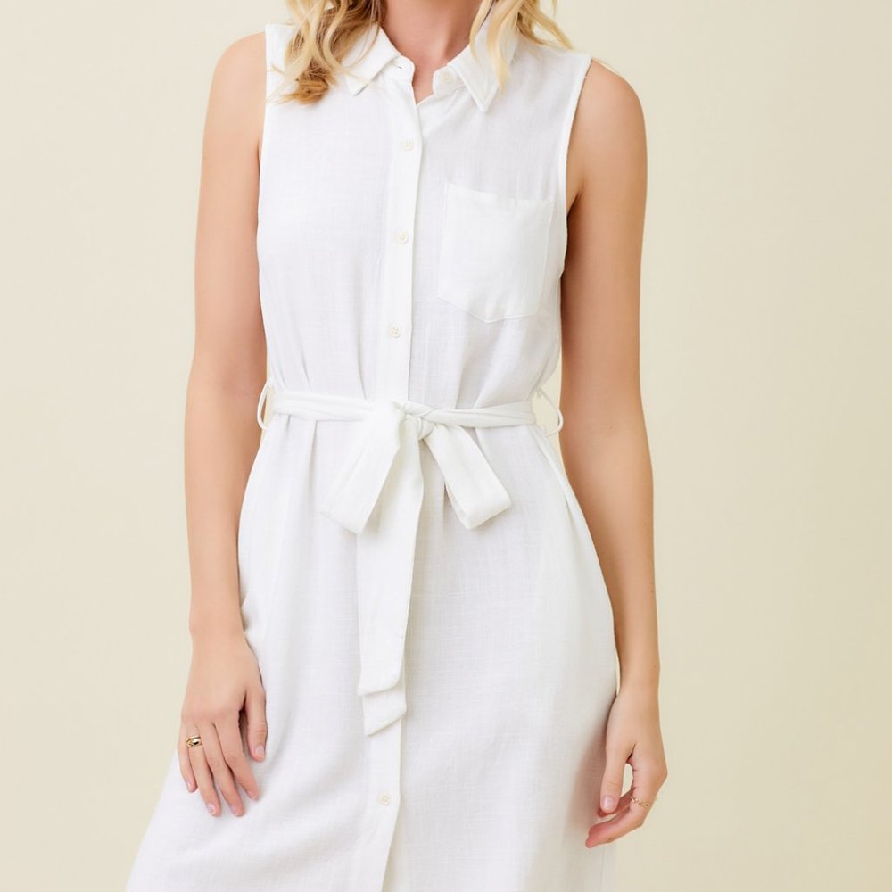 NWT Mystree Frayed Bottom Detail Sleeveless Shirt Dress In White